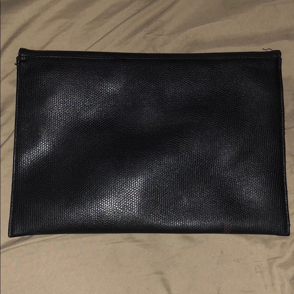 Faux Leather Hand Purse - Picture 3 of 4